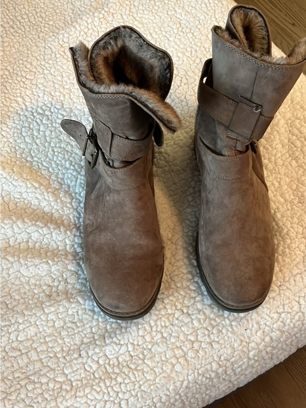 White Mountain Brown Suede Ankle Boots with Faux Fur Cuff